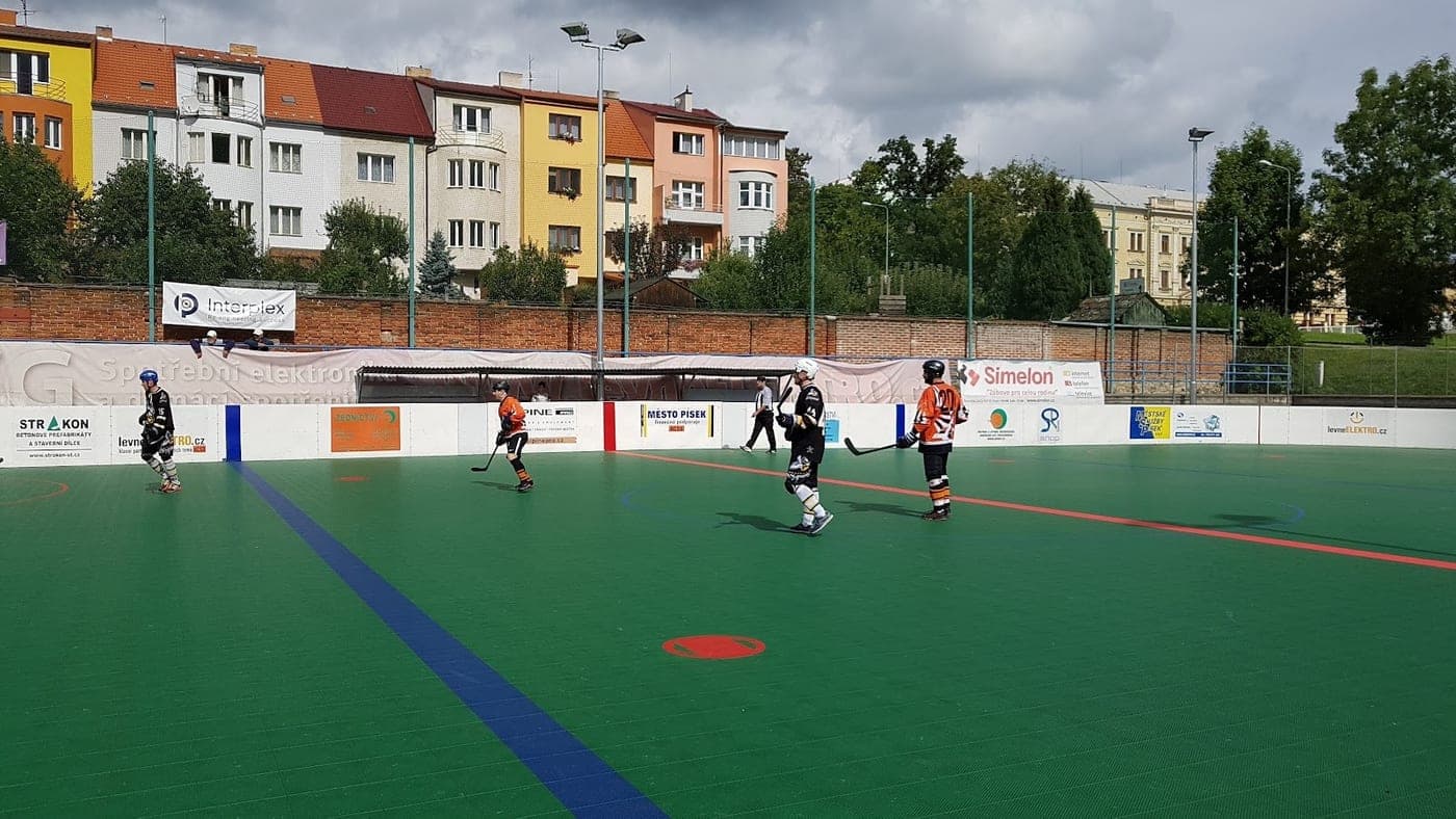 Hokejbalové hřiště HC ŠD — Písek