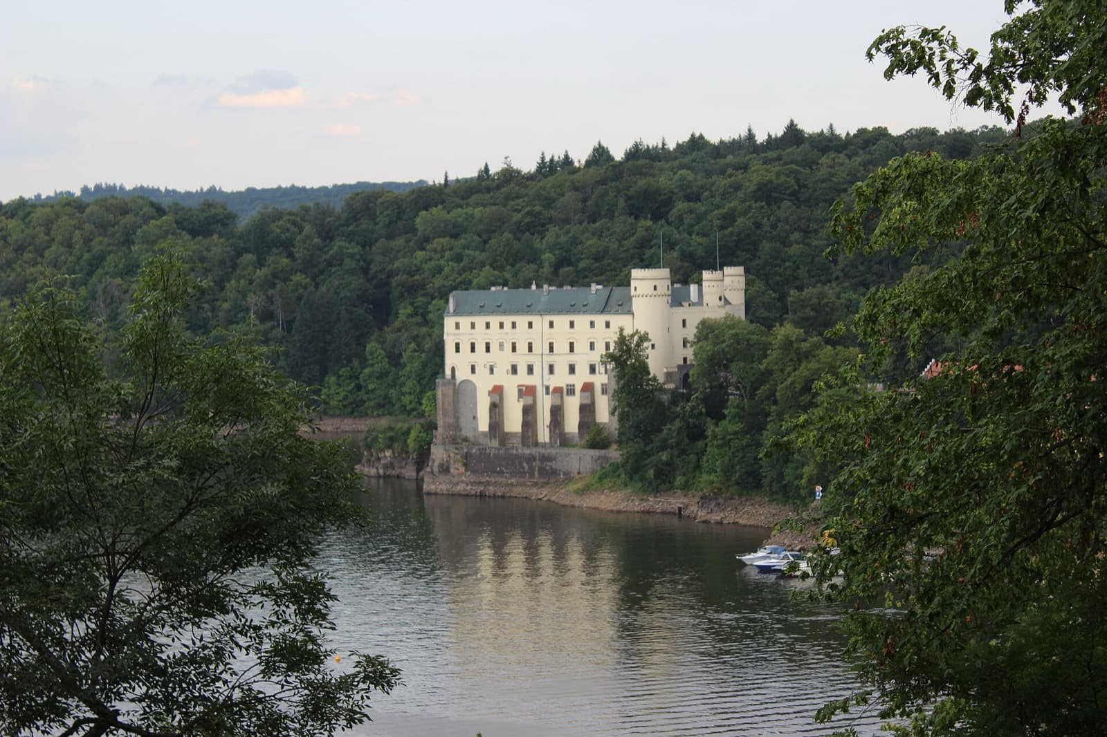Zámek Orlík nad Vltavou — svatební místo, Orlík nad Vltavou