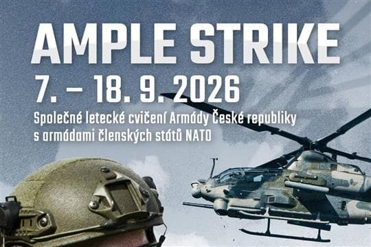 Plakát cvičení Ample Strike 2026 s termínem 7. až 18. 9. 2026, vojenskou helmou a dvěma vrtulníky na obloze