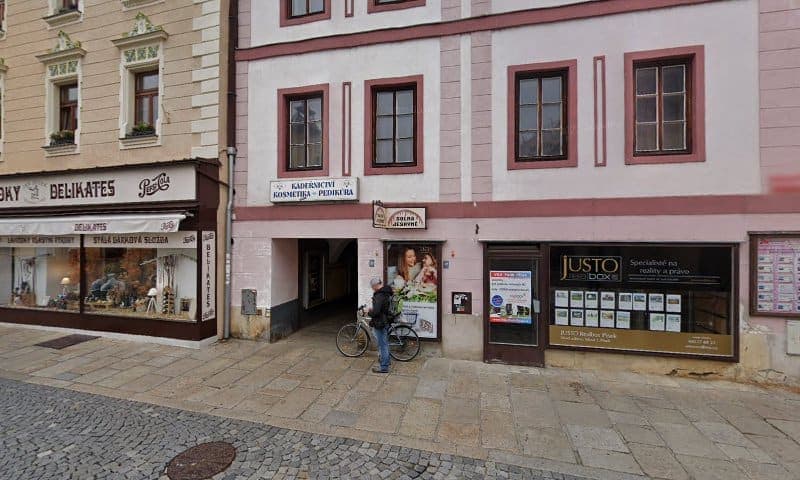 Kadeřnictví Na Floriánu — Písek