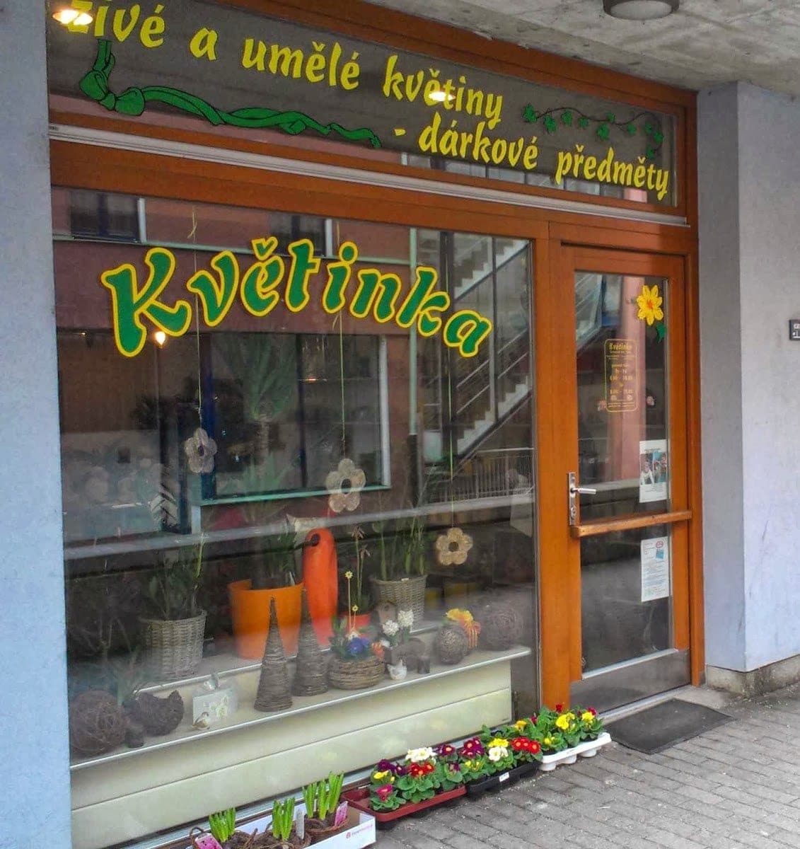 Květinka — Písek