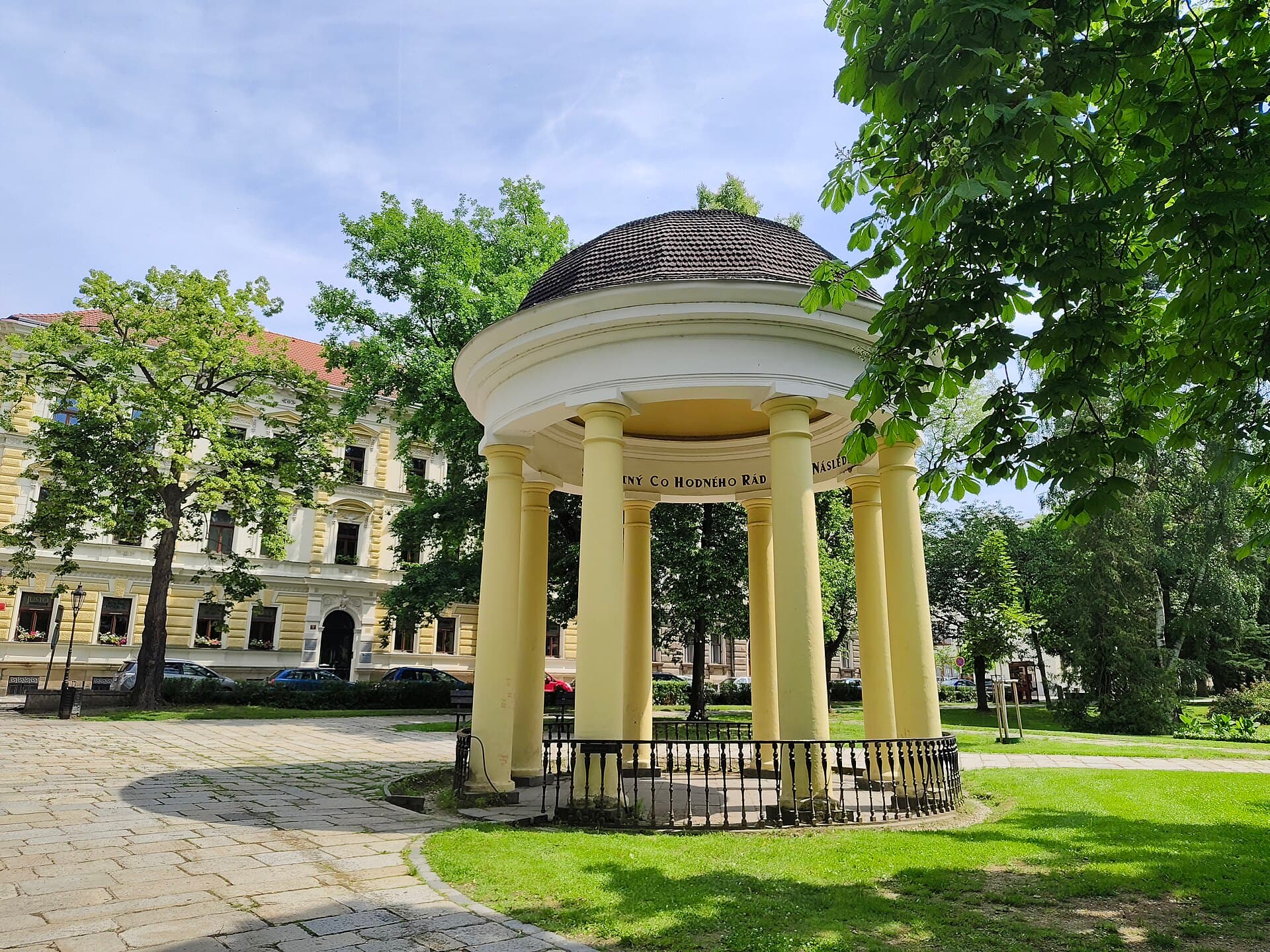 Palackého sady — Písek